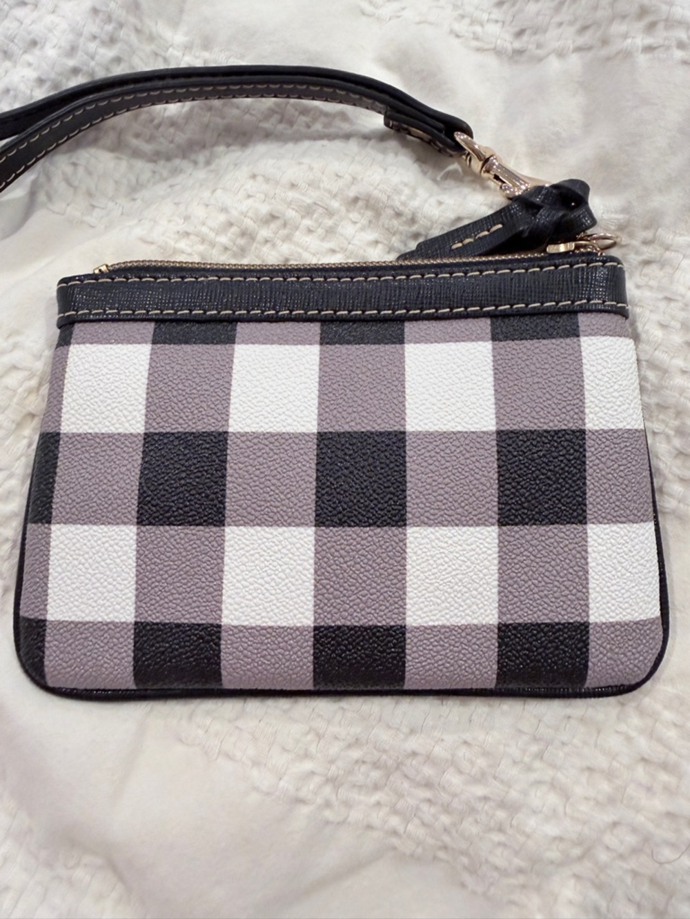 NWOT Dooney & Bourke Black, White and Gray Gingham Check Wristlet - Picture 15 of 16